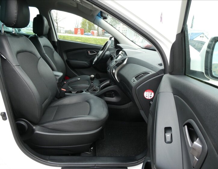 Hyundai ix35 SUV / Terénní 1,6 l 99 kw