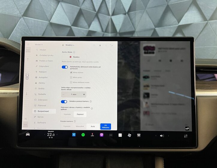 Tesla Model X SUV / Terénní 0,0 493 kw