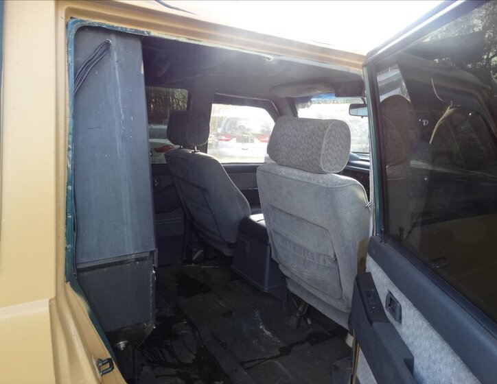 Nissan Ostatní Pick-up 2,8 l 85 kw