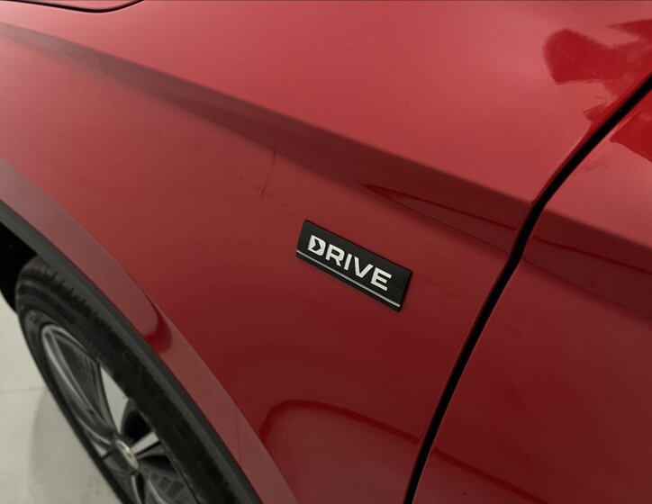 Škoda Karoq SUV 1,5 l 110 kw