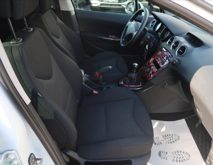 Peugeot 308 Kombi 1,6 l 80 kw