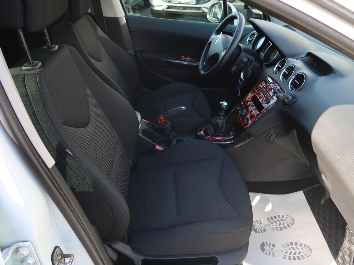 Peugeot 308 Kombi 1,6 l 80 kw