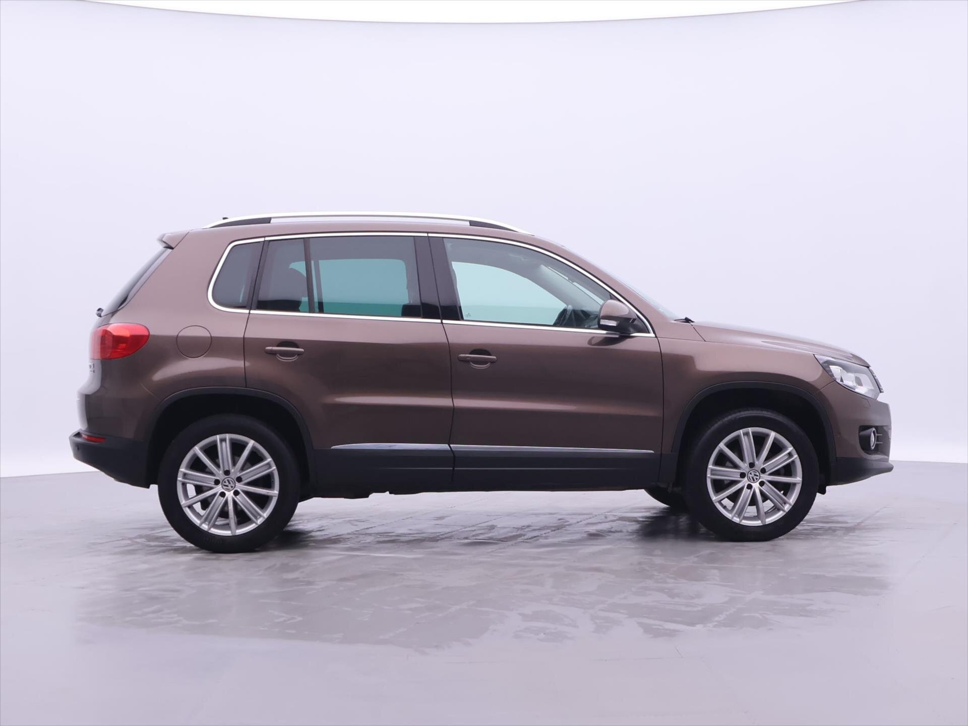 Volkswagen Tiguan SUV / Terénní 2,0 l 132 kw