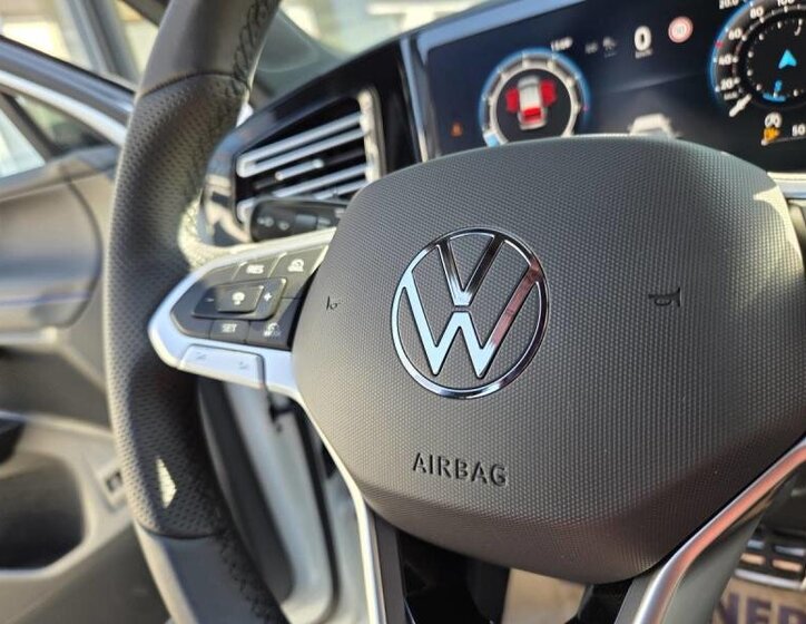 Volkswagen Tiguan SUV 2,0 l 195 kw