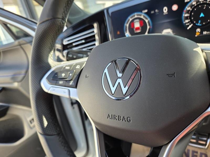 Volkswagen Tiguan SUV 2,0 l 195 kw