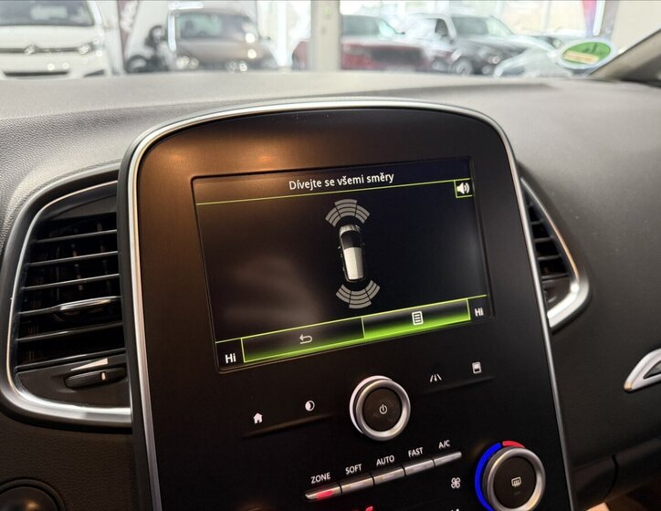 Renault Scénic MPV 1,2 l 85 kw