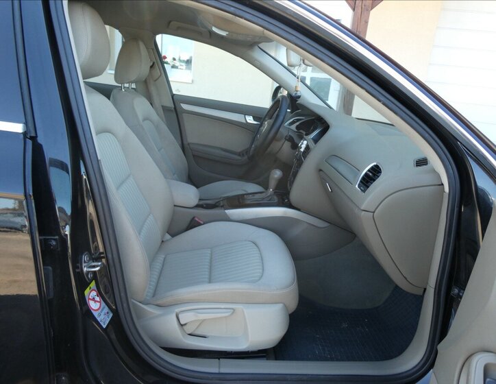 Audi A4 Sedan / Limuzína 2,0 l 105 kw