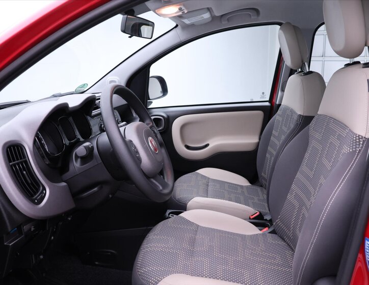 Fiat Panda Hatchback 875,0 63 kw