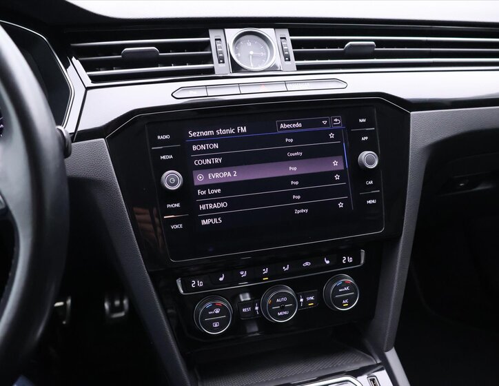 Volkswagen Arteon 24