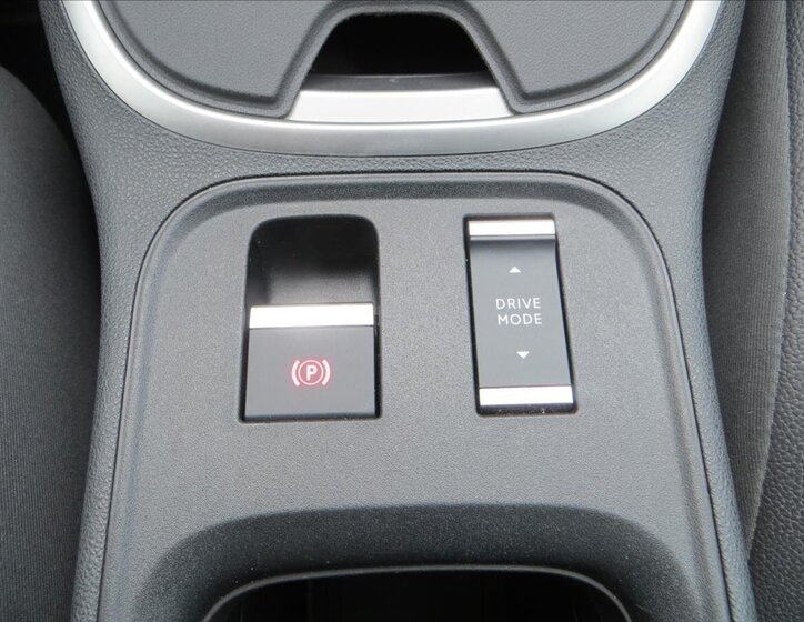 Jeep Avenger Ostatní 1,2 l 74 kw