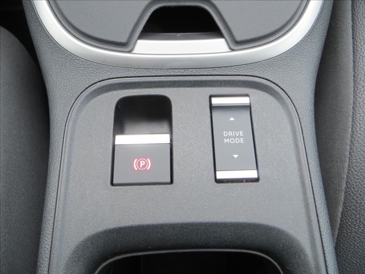 Jeep Avenger Ostatní 1,2 l 74 kw