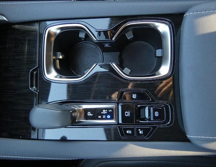 Lexus RX 350h SUV / Terénní 2,5 l 140 kw