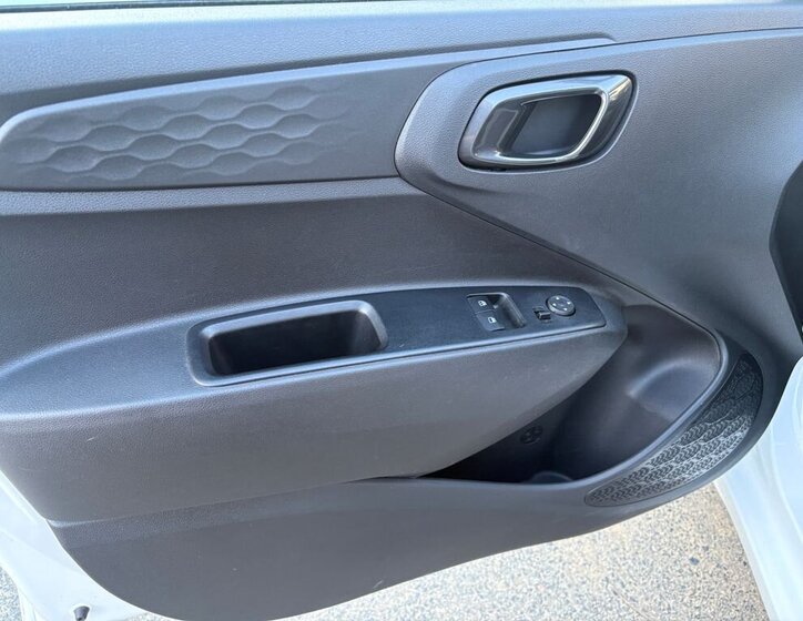 Hyundai i10 Hatchback 998,0 49 kw