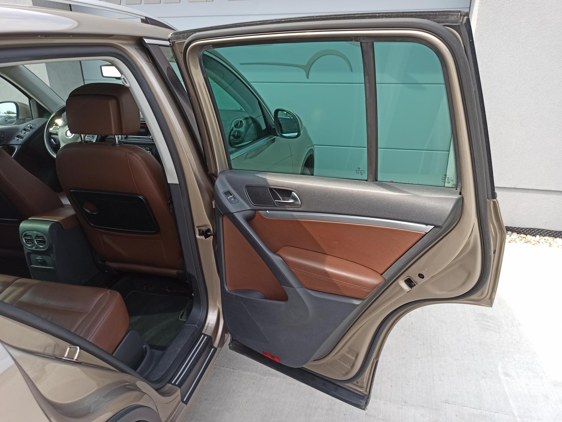 Volkswagen Tiguan SUV 2,0 l 103 kw