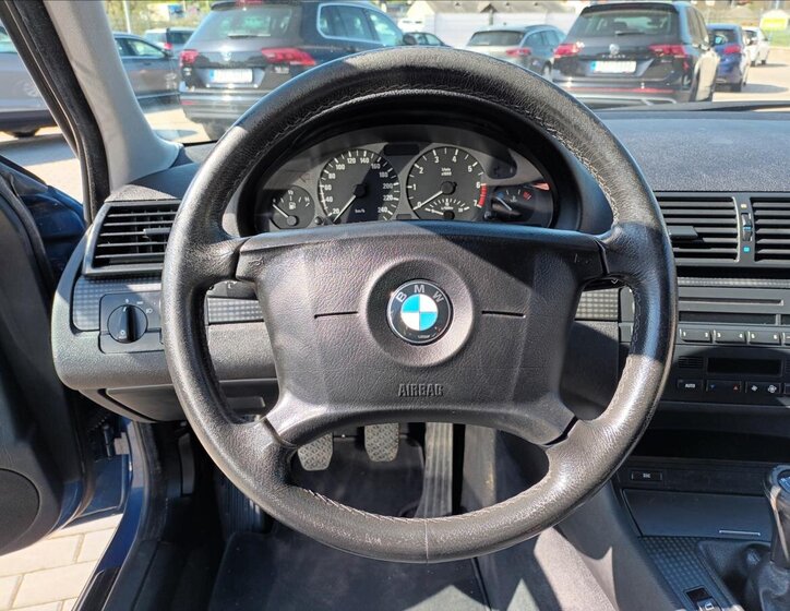 BMW Řada 3 Sedan / Limuzína 1,8 l 85 kw