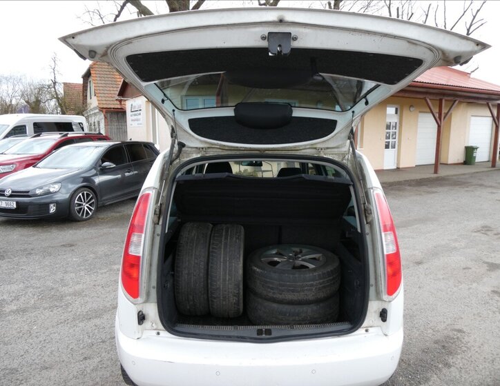 Škoda Roomster MPV 1,6 l 77 kw