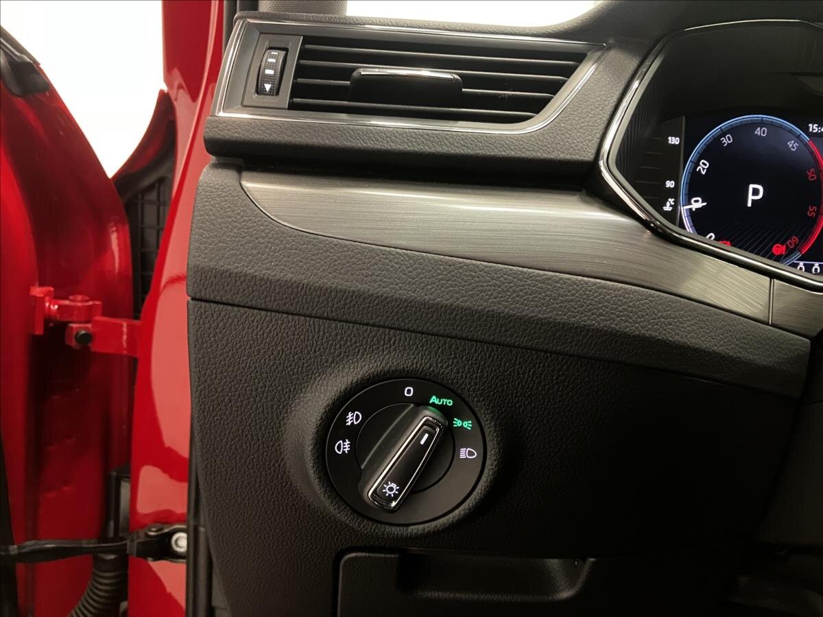 Škoda Superb Kombi 2,0 l 147 kw