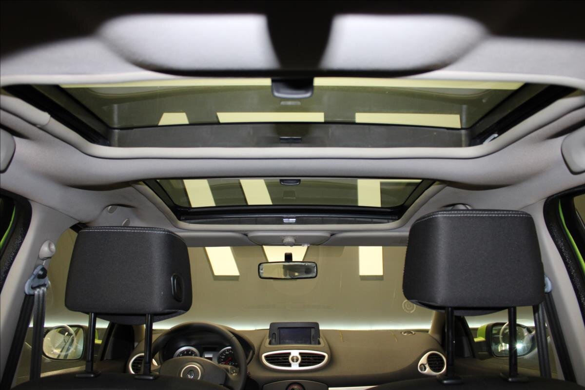 Renault Clio Hatchback 1,1 l 55 kw