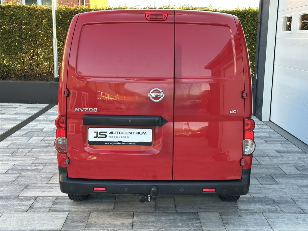 Nissan NV200