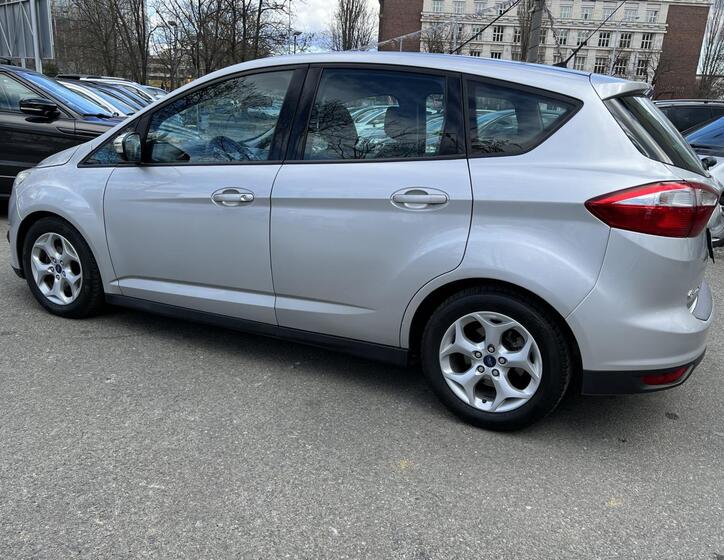 Ford C-MAX 8