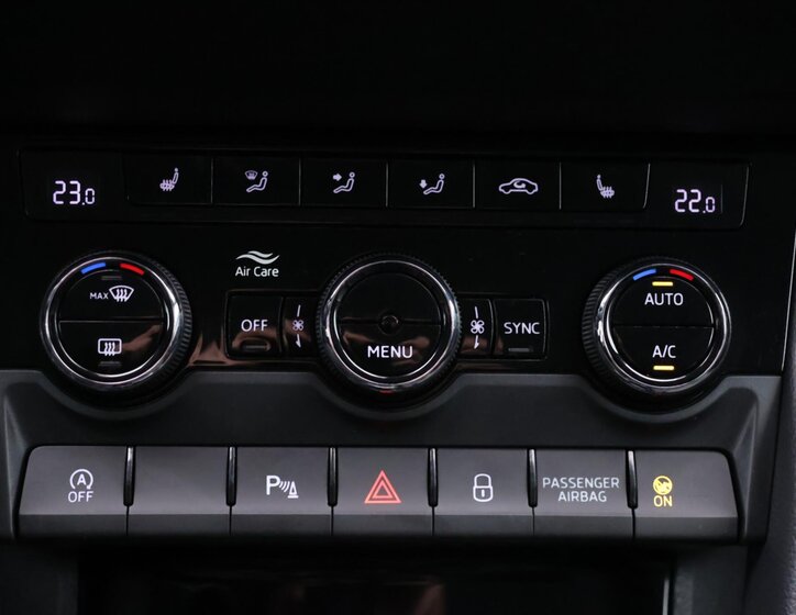 Škoda Karoq SUV / Terénní 2,0 l 85 kw