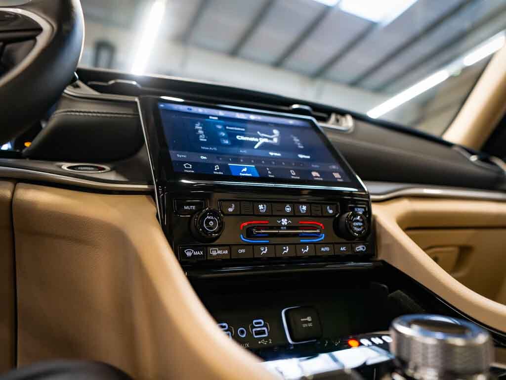 Jeep Grand Cherokee SUV 3,6 l 218 kw