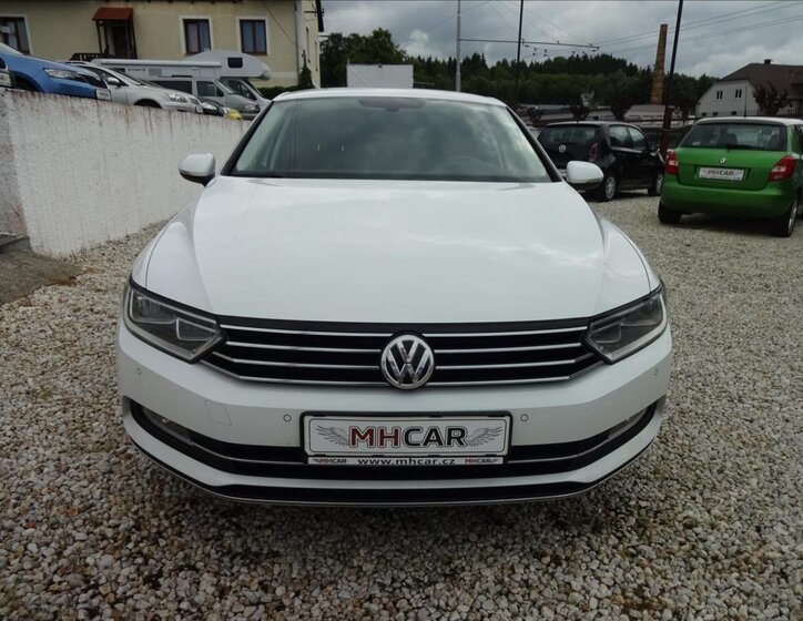 Volkswagen Passat 2