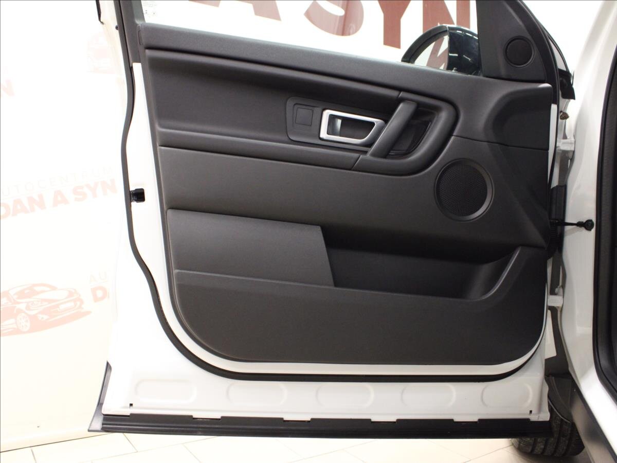 Land Rover Discovery Sport SUV 2,0 l 110 kw