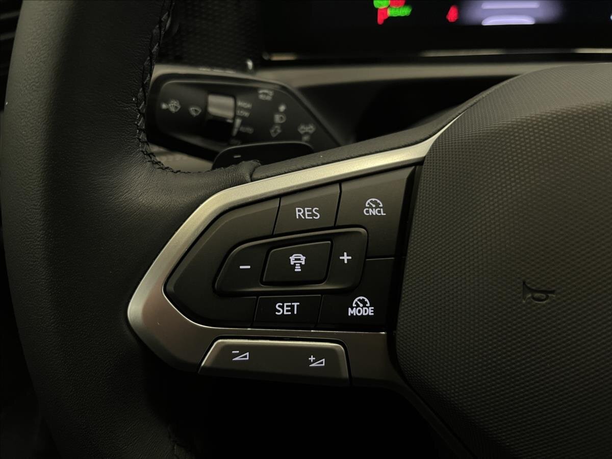 Volkswagen Tiguan SUV / Terénní 1,5 l 96 kw