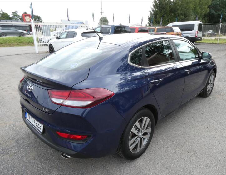 Hyundai i30 8