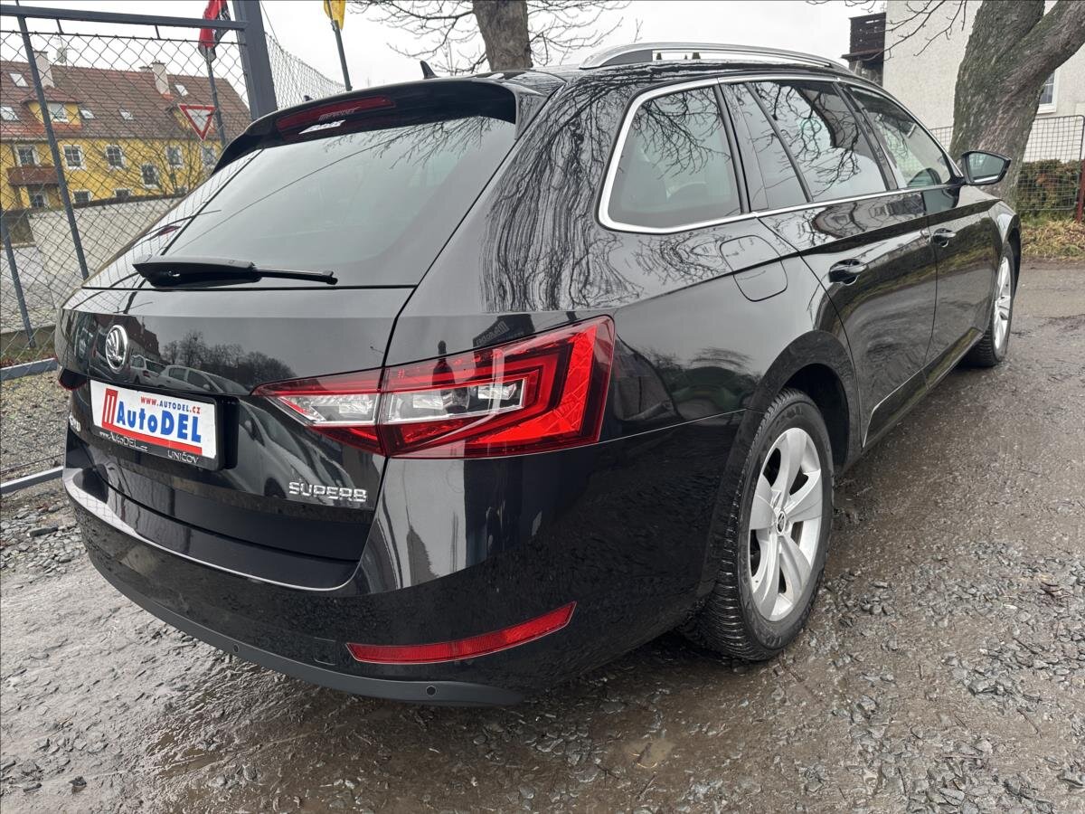 Škoda Superb Kombi 2,0 l 140 kw