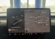 Tesla Model 3 Sedan / Limuzína 0,0 366 kw