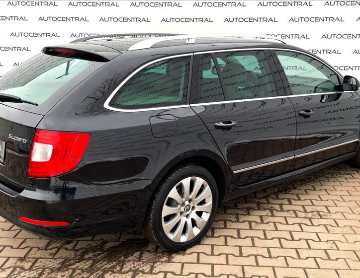 Škoda Superb Kombi 2,0 l 125 kw