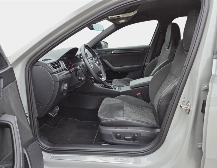 Škoda Superb Kombi 2,0 l 110 kw