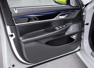 BMW Řada 7 Sedan 3,0 l 294 kw