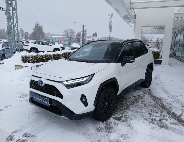 Toyota RAV4 SUV 2,5 l 131 kw