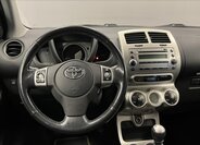 Toyota Urban Cruiser Hatchback 1,3 l 74 kw