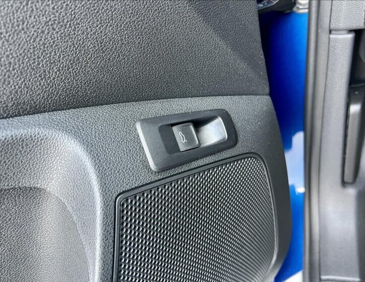 Škoda Karoq SUV / Terénní 2,0 l 140 kw