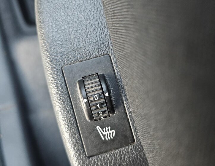 Peugeot 3008 SUV 1,2 l 96 kw