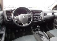 Mitsubishi Outlander SUV / Terénní 2,0 l 110 kw