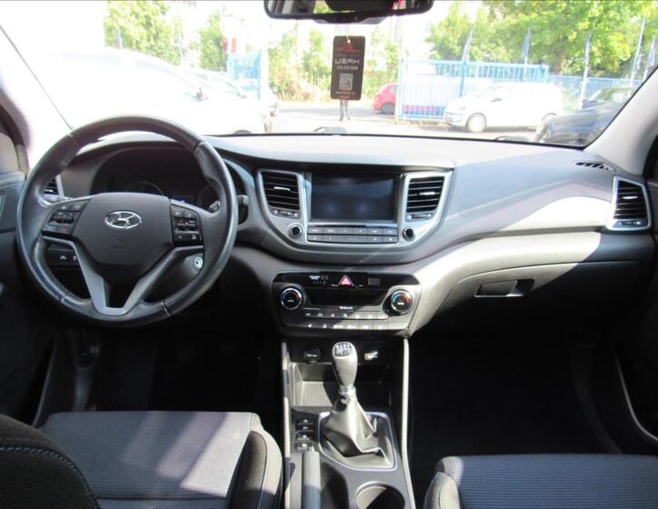 Hyundai Tucson 11