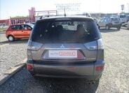 Mitsubishi Outlander SUV / Terénní 2,2 l 115 kw