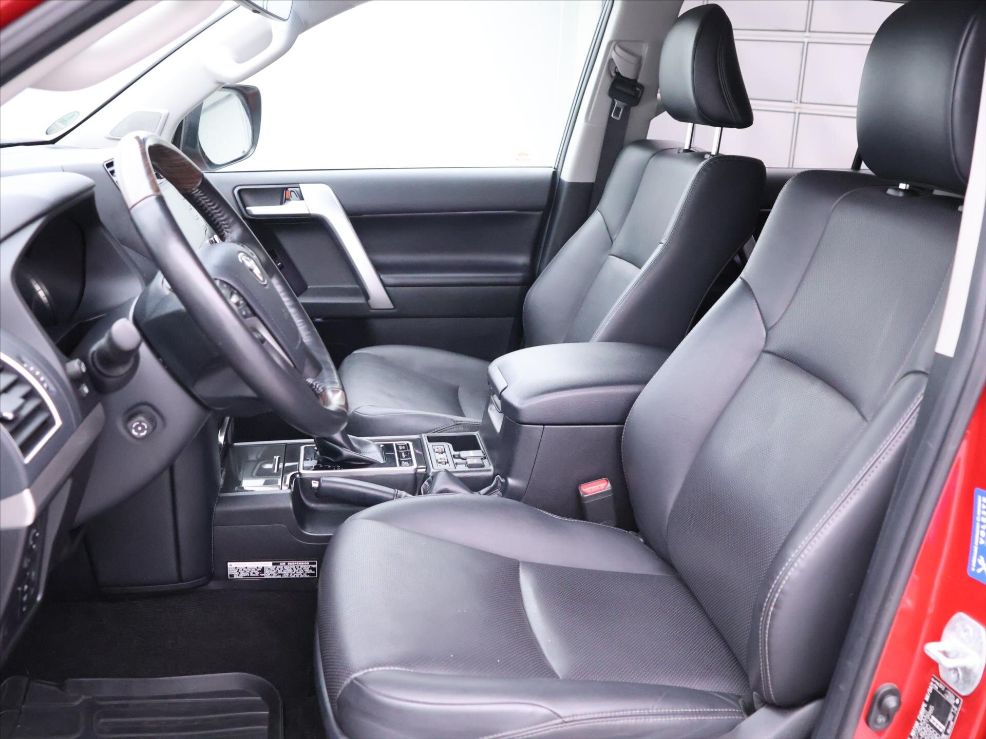 Toyota Land Cruiser SUV / Terénní 2,8 l 150 kw