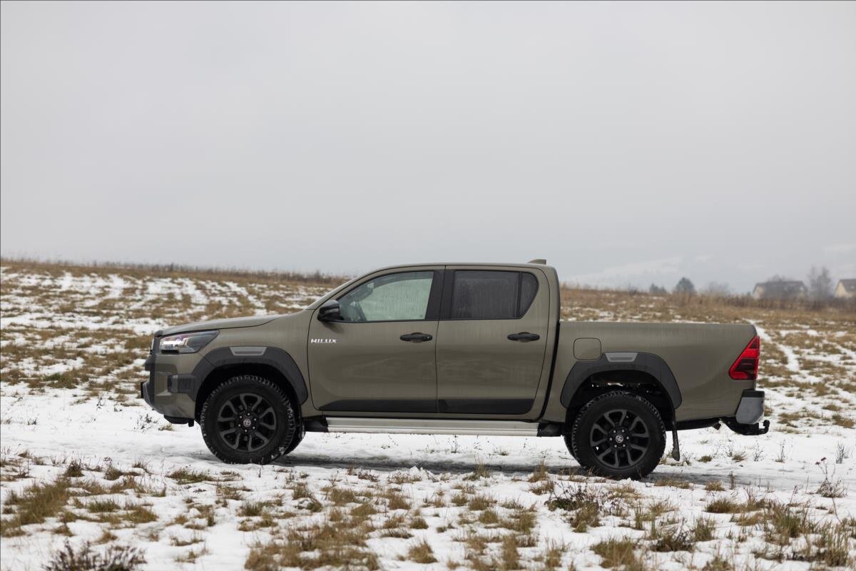 Toyota Hilux Pick-up 2,8 l 150 kw