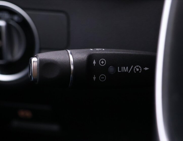 Mercedes-Benz GLE 25