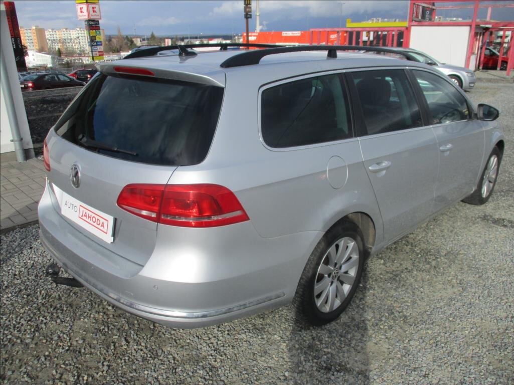 Volkswagen Passat Kombi 1,4 l 90 kw