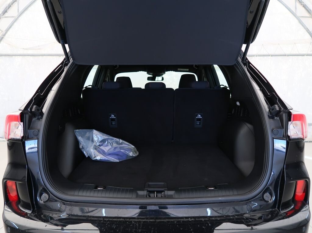 Ford Kuga SUV / Terénní 2,0 l 88 kw