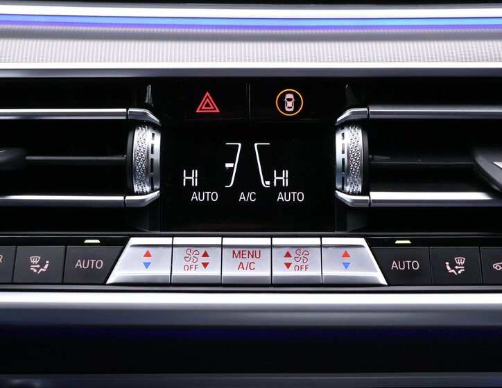 BMW X5 SUV / Terénní 3,0 l 210 kw