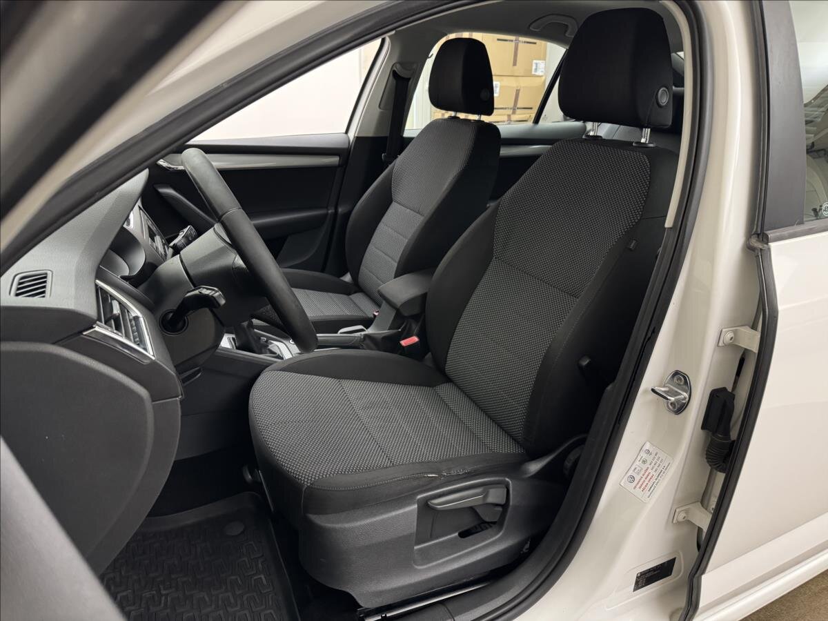 Škoda Octavia Sedan / Limuzína 1,6 l 77 kw