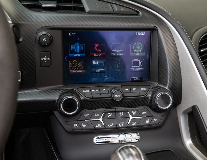 Chevrolet Corvette 11